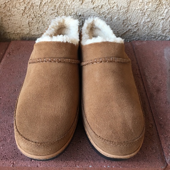 New Ugg CLOG size 8 - Picture 4 of 6